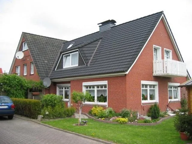Haus Roter Appartement Neuharlingersiel